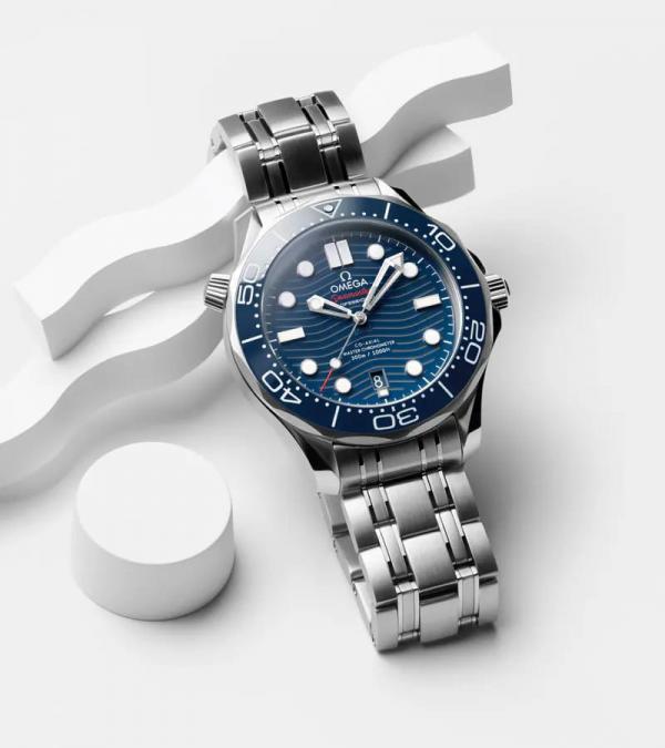 Omeg_a Seamaster Diver 300M Automatic Silver-Blue