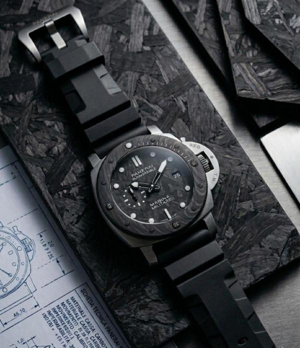 Lum.inor Panerai Luminor Submersible