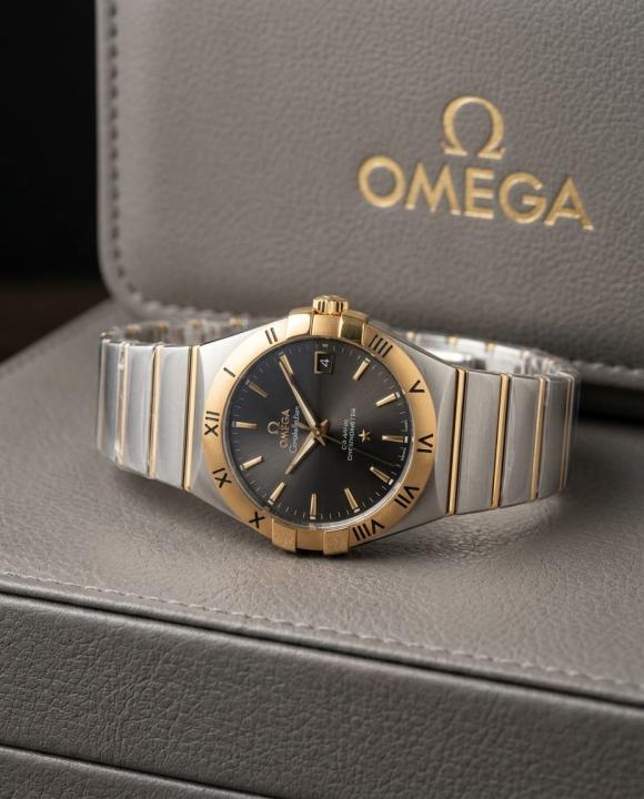 Omeg_a Constellation
