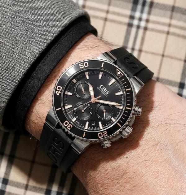 Oris Aquis Chronograph
