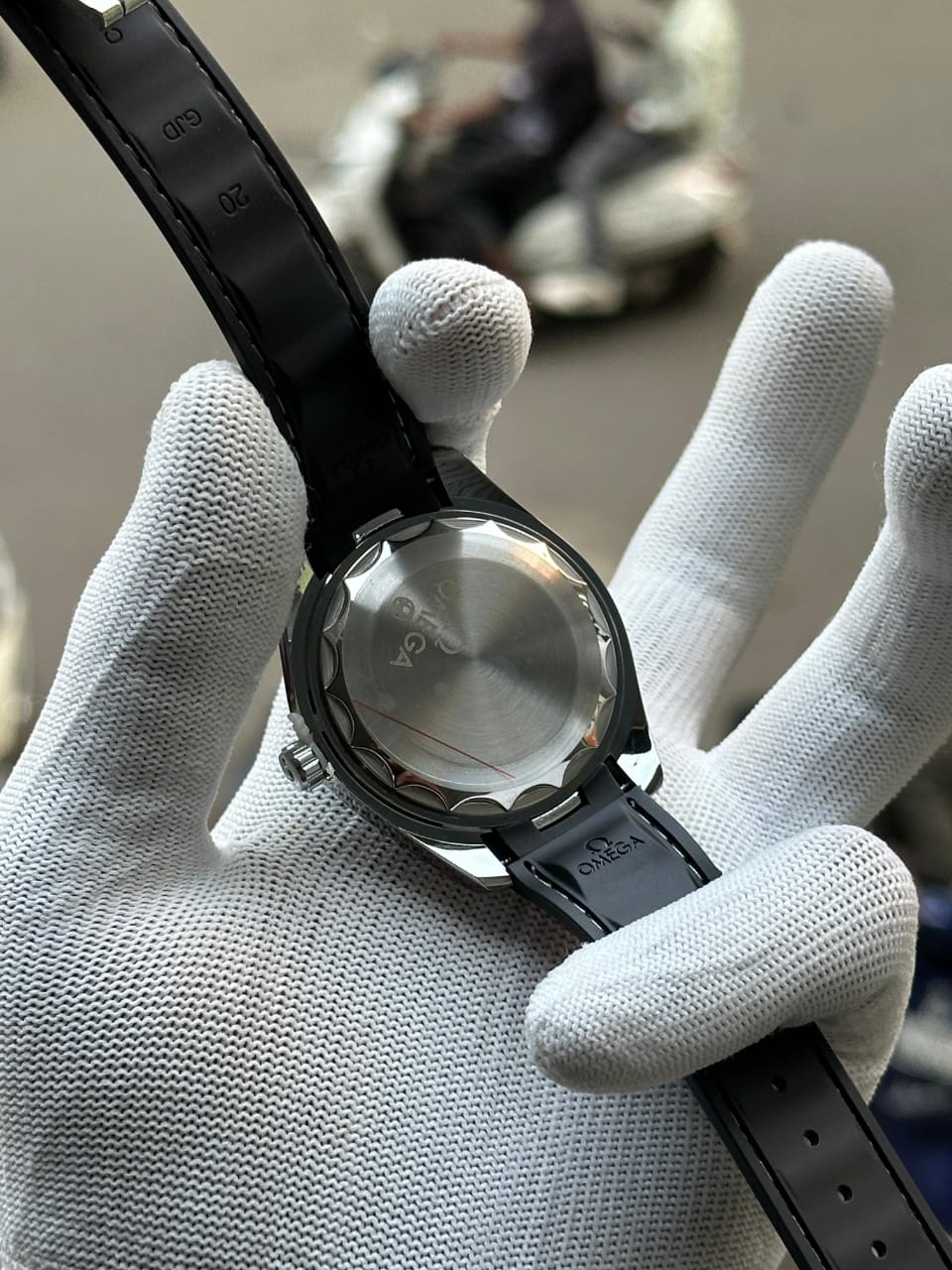 Om.ega Seamaster