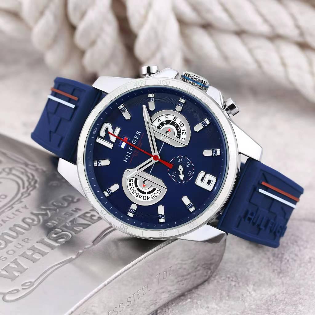 Tom.my Hilfiger Decker
2099