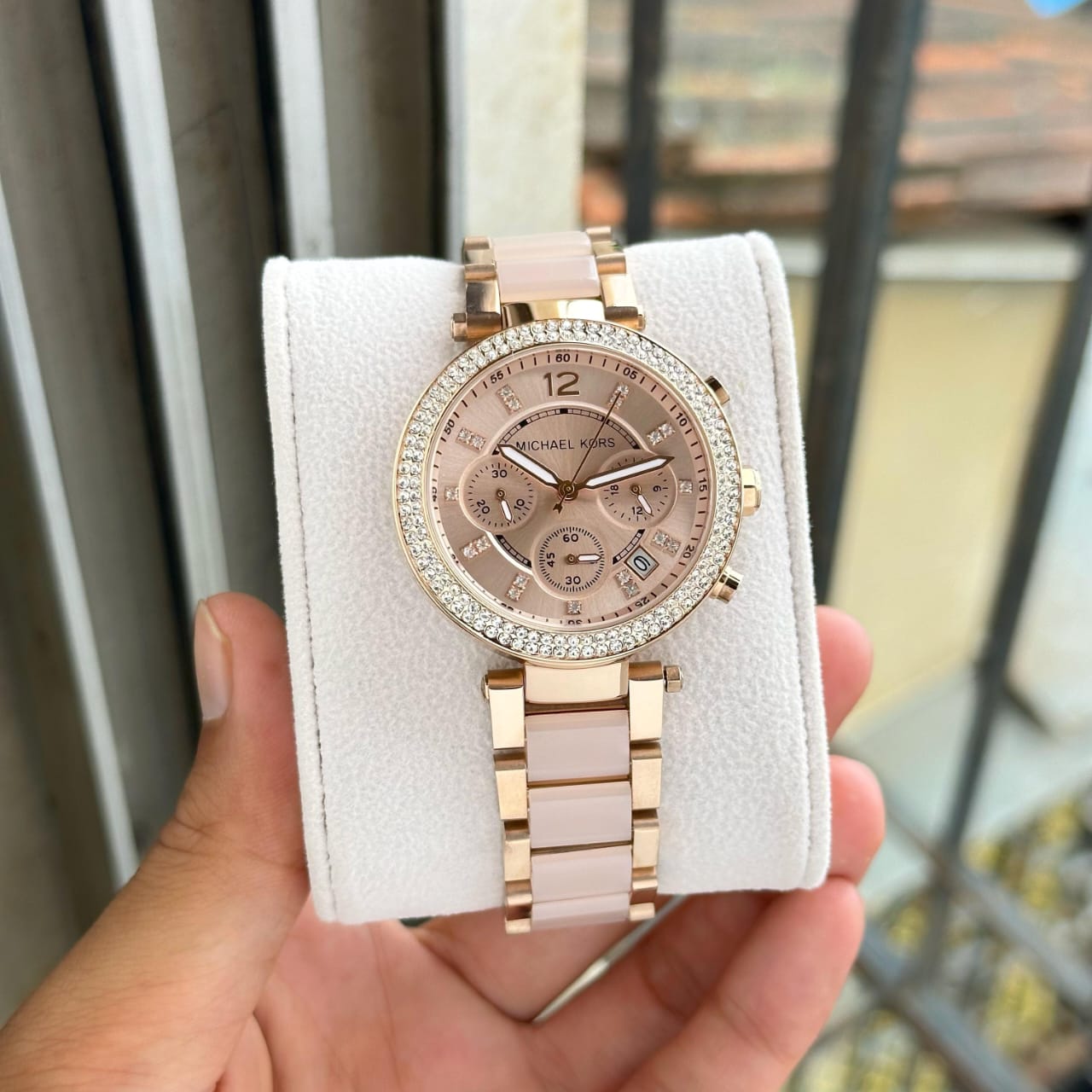 Mic.hael Kors Parker Semi-Japan for her