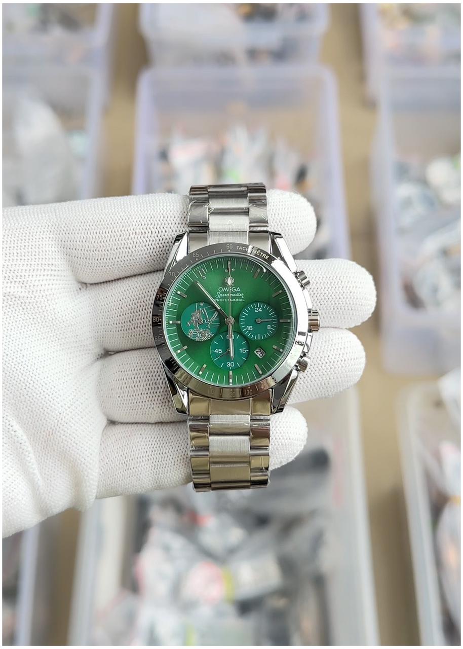 Om.ega Speedmaster Professional Chrono