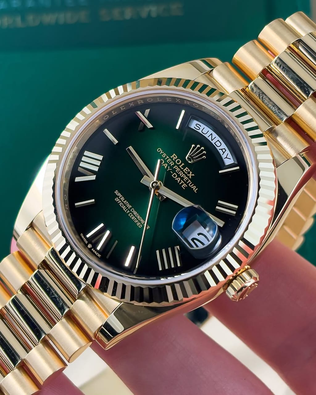 Rol.ex Oyster Perpetual Day Date 40 Battery Gold-Green Working Like Automatic