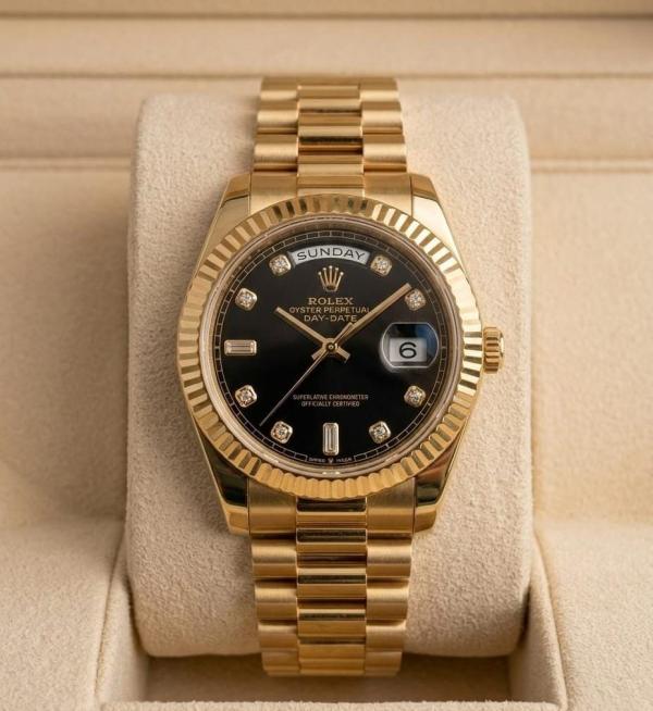 Role_x Oyster Perpetual Day Date Diamond Gold-Black 40 Battery
