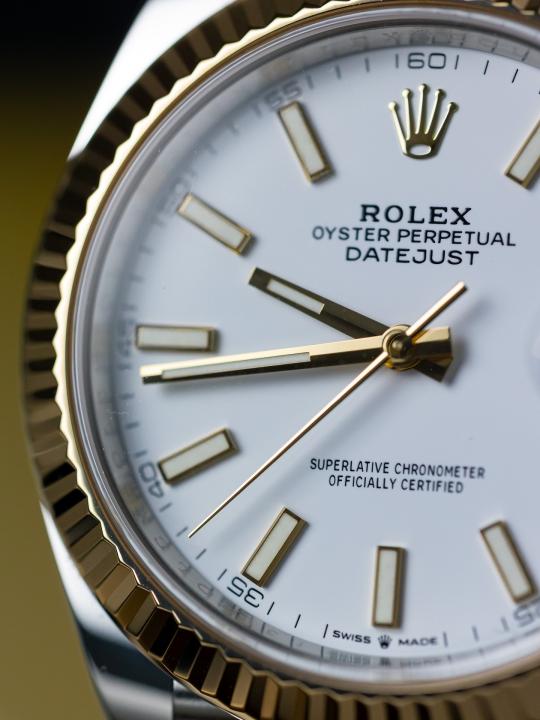 Role_x Oyster Perpetual Date Just 2Ton-Gold-White