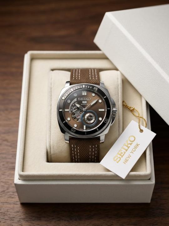 Sei.ko 5 Sprots Automatic Brown