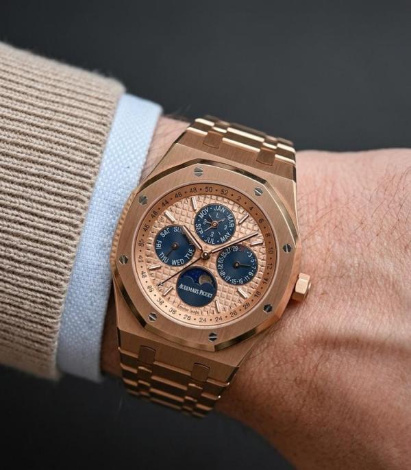 Aude.mars Piguer Royal Oak Calendar Automatic copper Blue