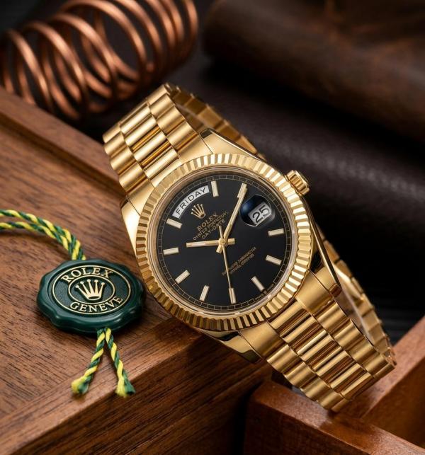 Role_x Oyster Perpetual Day Date Gold-Black