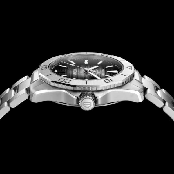 TAG Heue_r Aquaracer Professional 200 Date Automatic silver-grey