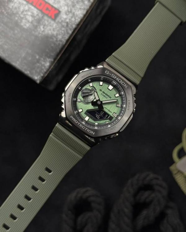 Ca.sio g shock gm2100