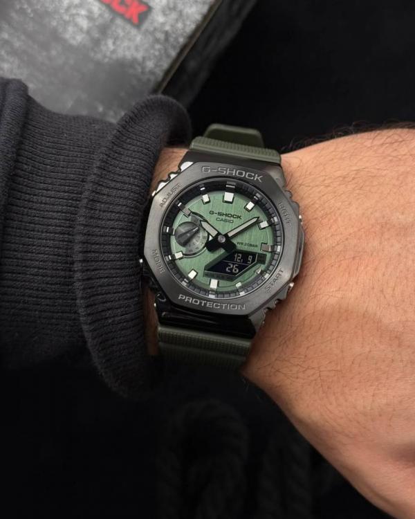 Ca.sio g shock gm2100