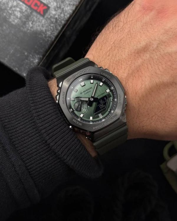 Ca.sio g shock gm2100