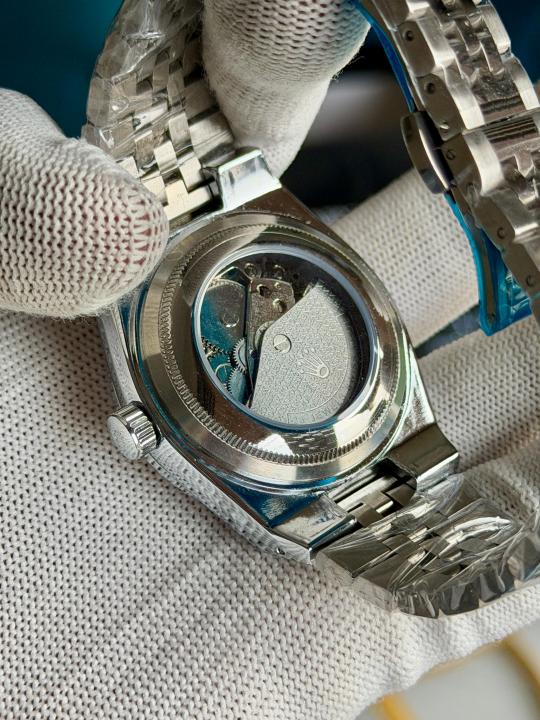 Role_x Land Dweller Automatic - J1568
