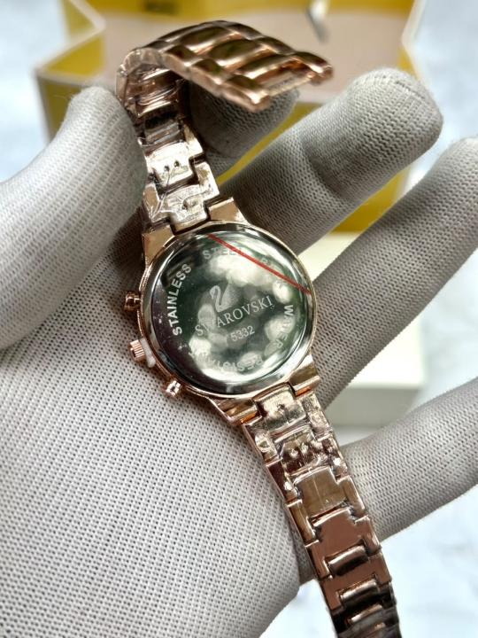 swarovskki Chronograp matrix Lady