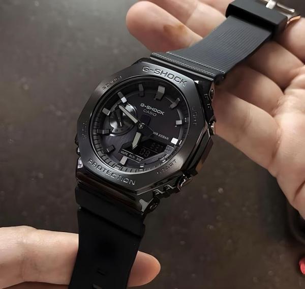 Ca.sio g shock gm2100