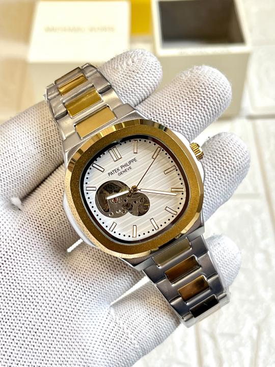 Patek Philipp_pe Nautilus Skeleton