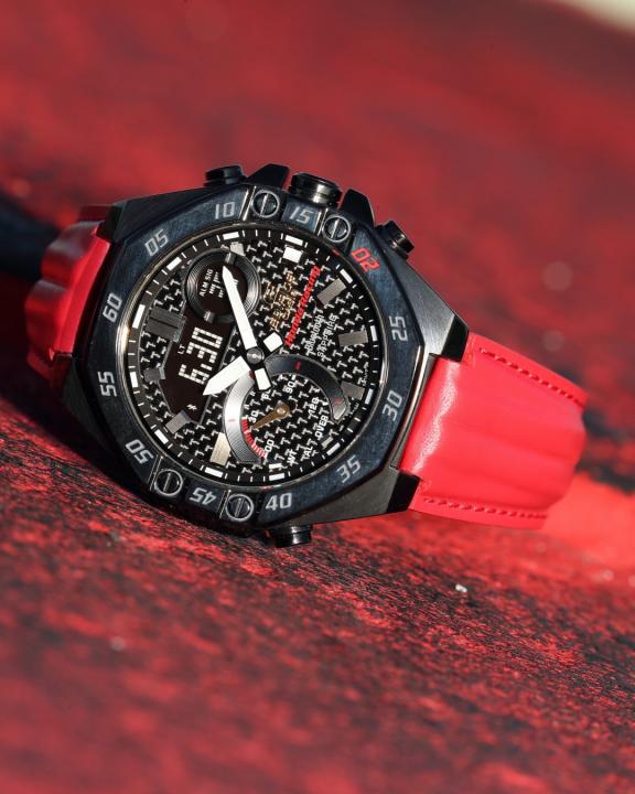 Ca.sio Edifice x Honda Racing Limited Edition