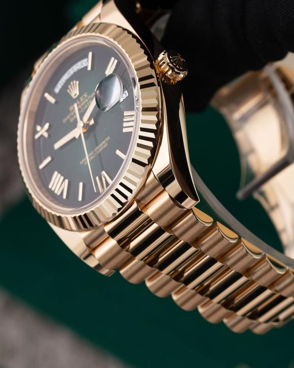Role_x Oyster Perpetual Day Date Automatic Gold-Green