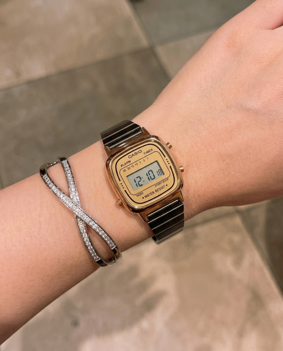 Casio Womens Vintage LA670 Black-Copper