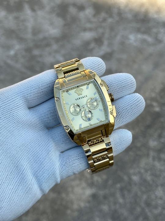 Ve.rsace Gold Square Chain Reaction