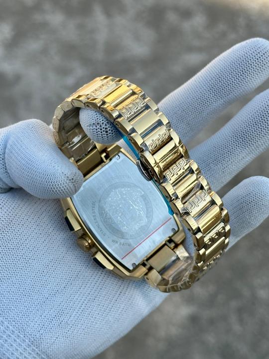 Ve.rsace Gold Square Chain Reaction