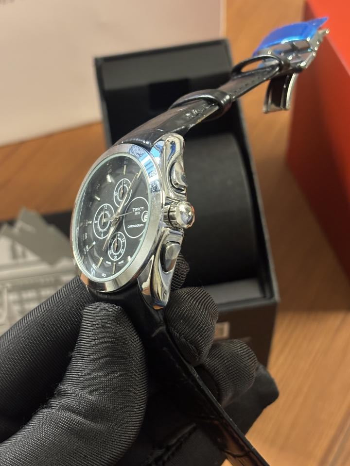 Tissoo_t 1853 Couturier Leather