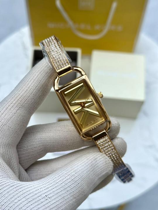 Michael Kor_s Classic Lady