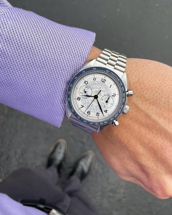 Omeg_a Speedmaster Co-Axial Master Chronometer Calibre 9908