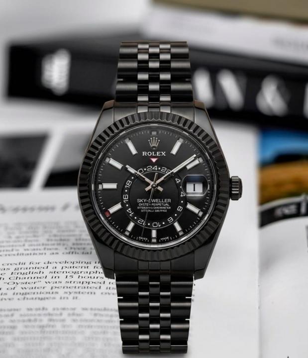 Role_x Oyster Perpetual Sky Dweller Black