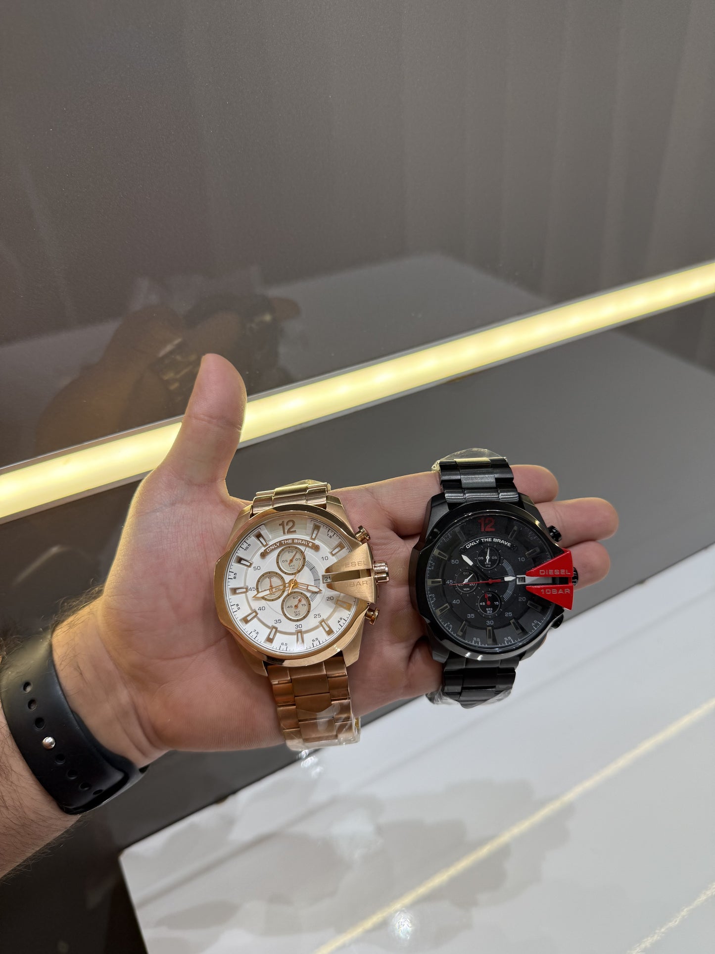 Diese.l 10 Bar Edition Black