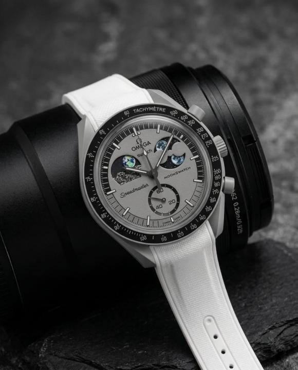 Omeg_a Moon Watch Limited Edition Full White