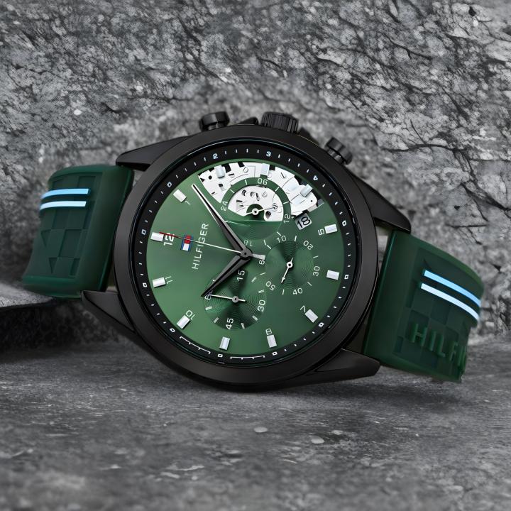Tommy_Hilfiger Baker