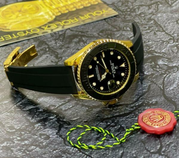 Rolee_x Oyster Perpetual Yac aster Battery Gold