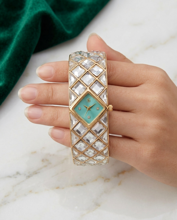 Swarrovsk_i Curiosa Bangle Gold To Tiffany