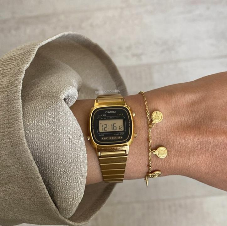 Casio Womens Vintage LA670 GOLD BLACK