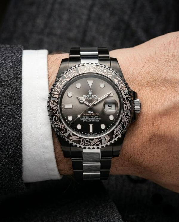 Role_x Oyster Perpetual Submarine DIW Limited Addition Black-Grey