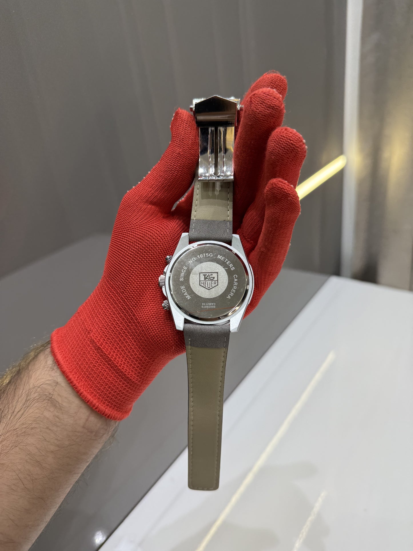TAG HEUE.R PREMIUM WATCH