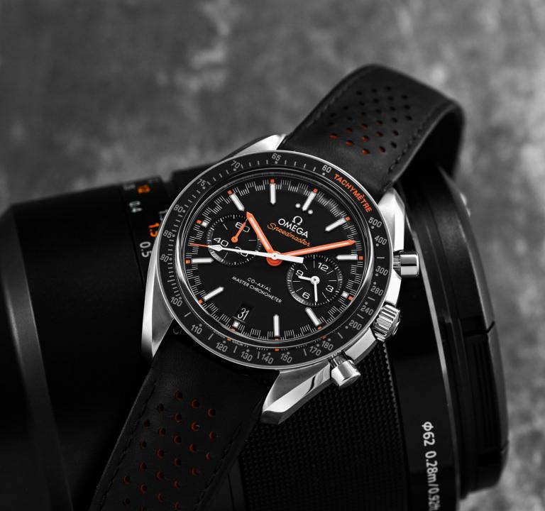 Omeg_a Speedmaster Moonwatch Professional