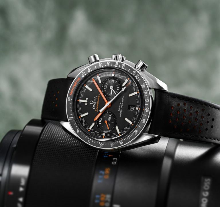 Omeg_a Speedmaster Moonwatch Professional