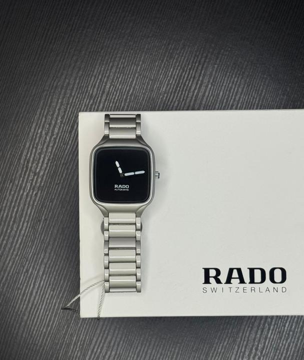 Rad_o True Square Quartz