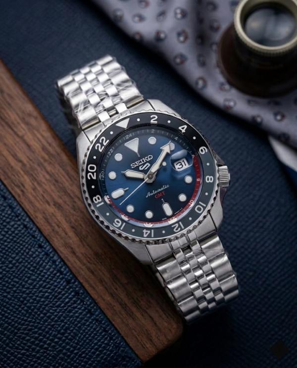 Sei.ko 5 Sports GMT