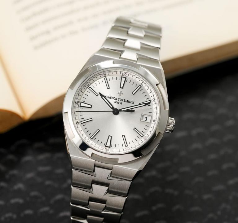 Vachero_n Constantin Overseas 4500V
