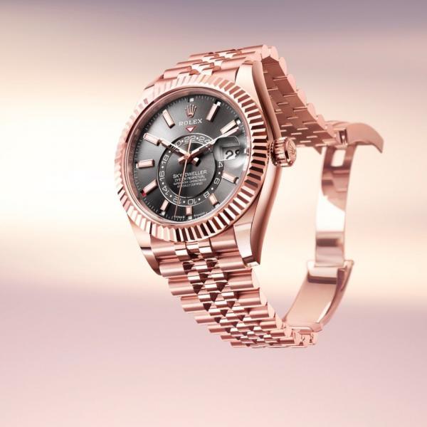 Role_x Oyster Perpetual Sky Dweller Copper-Grey
