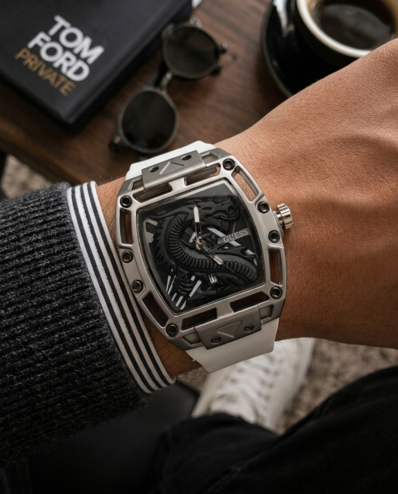 Gu.ess Trend Legend Dragon White Silver