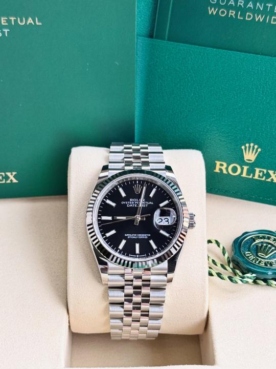 Role_x Oyster Perpetual Date Just Silver-Black