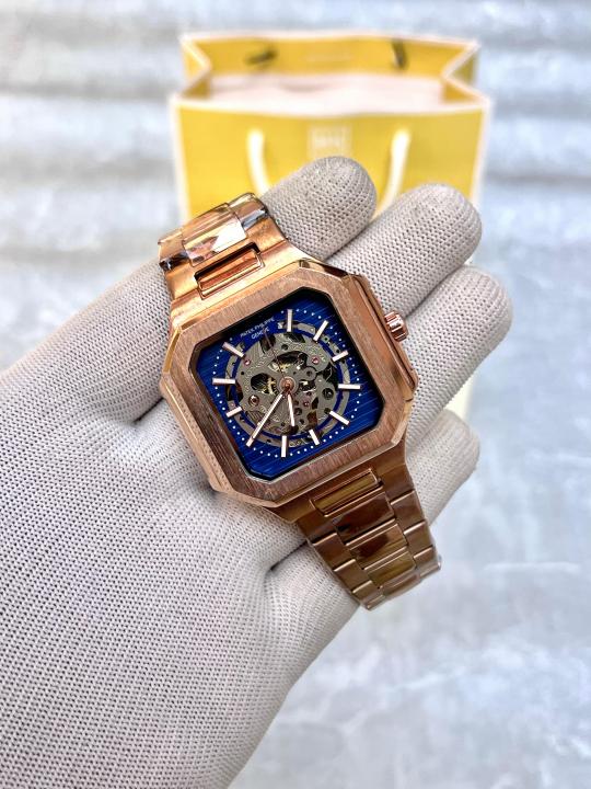Patek Philipp_e Nautilus Auto