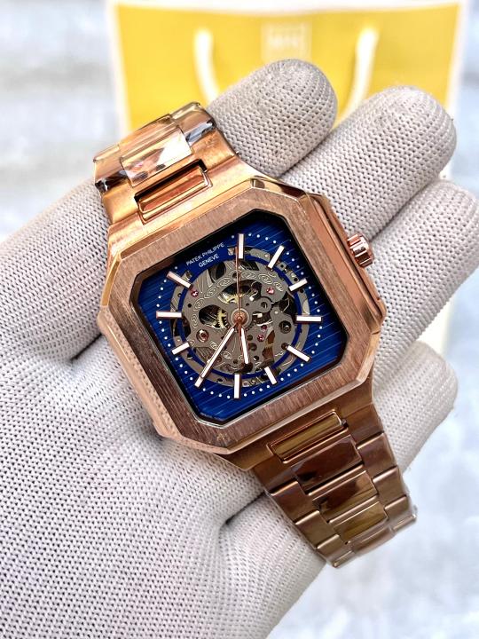 Patek Philipp_e Nautilus Auto