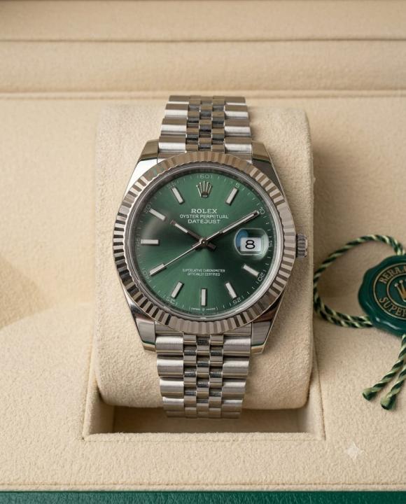 Role_x Oyster Perpetual Date Just Silver-Green